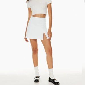 NWT Aritzia Sunday Best Tatiana Skirt